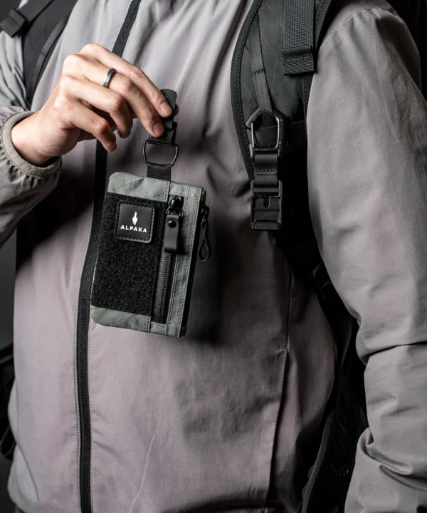 Alpaka Hub Carabiner - Image 3